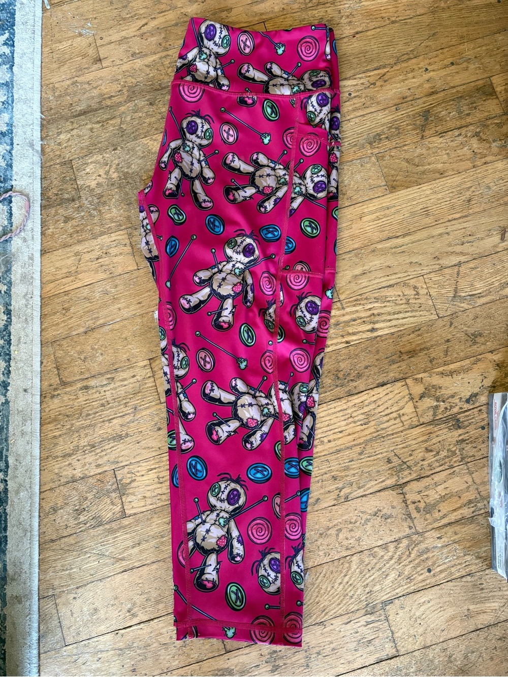 Constantly Varied Gear Red Voodoo Doll Print Capris Retired-Hard to find XL